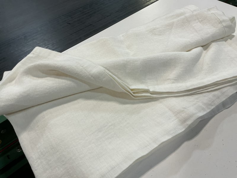 Condition photo showing Good Condition for vintage wash european linen bed cover full/queen white