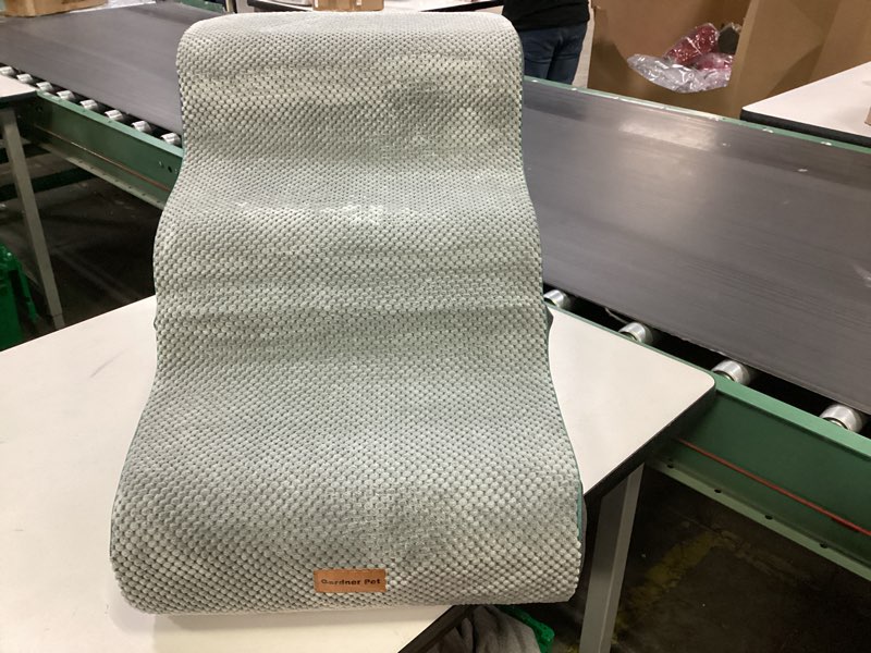Condition photo showing Good Condition for Gardner Pet Dog Stairs for Small Dogs 16.5" H, 2 in 1 Transformable 3-Step Pet Stairs and ramp, Dog Steps for Couch (13-20 in) with Durable Non-Slip Waterproof Cover and CertiPUR-US Certified Foam Grey 3 15.7"x26.7"x16.5"