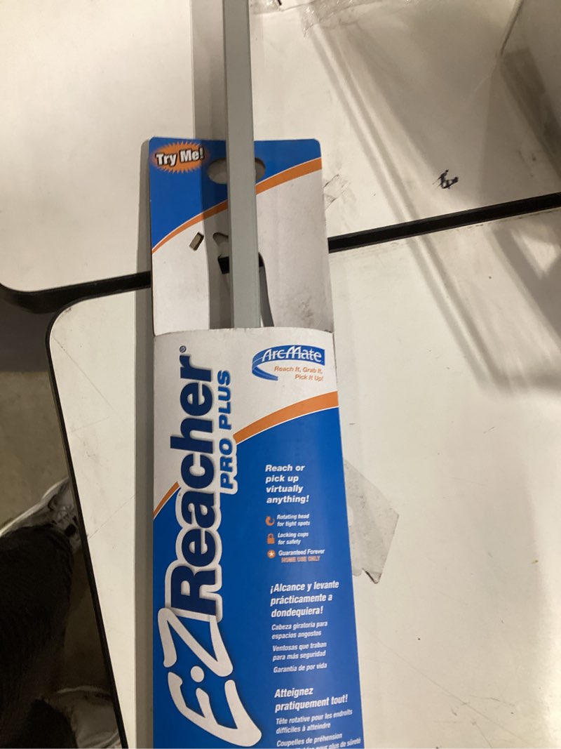 Condition photo showing New/Like New for e-z reacher 32-in aluminum/plastic/rubber/stainless steel reacher, ada compliant