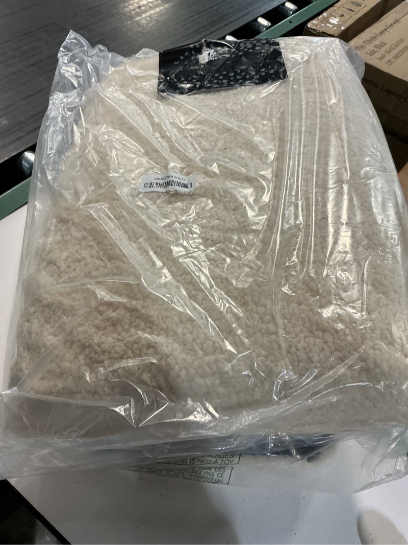 Condition photo showing Good Condition for bedsure self warming dog bed for medium dogs - comfy cat beds with removable washable cover, orthopedic egg crate foam pet mat, suitable for pet up to 30 lbs (non electric) 30"l x 20"w x 3"th ashen cream-self warming version