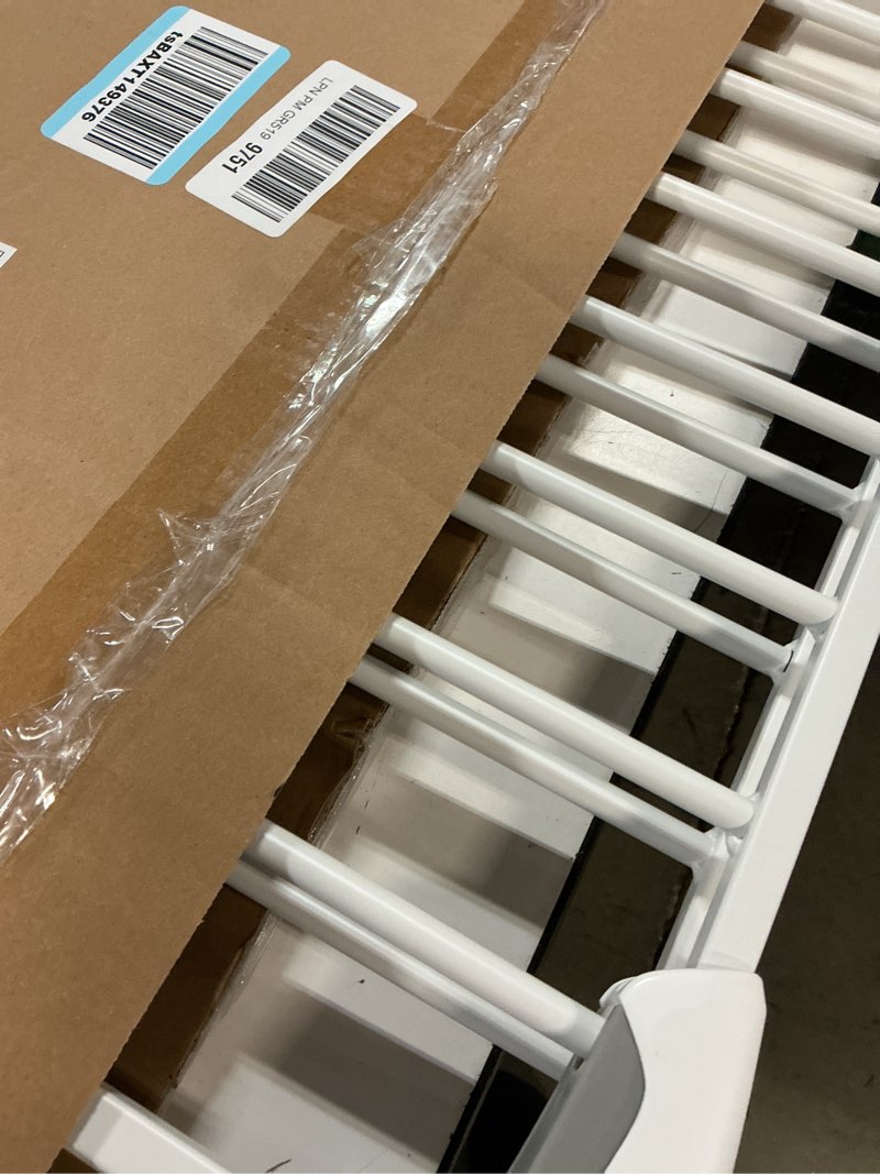 Condition photo showing Good Condition for babelio baby gate for stairs, kitchen & doorways, 26-43" w 28" h no bottom bar| easy installation| one-handed operation| auto-close| hardware mount (drill needed) safety dog/pet gate indoor (white) *white 28" h, 26-43" w-standard