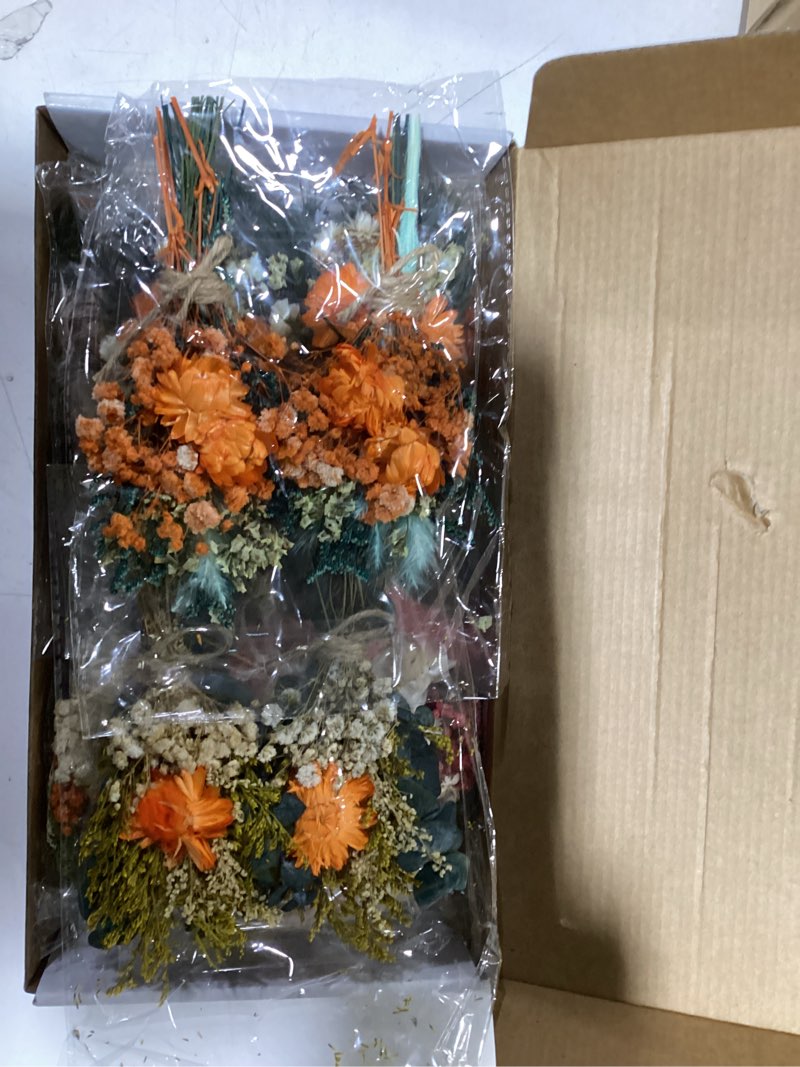 Condition photo showing New/Like New for Layhit 24 Pcs Boho Dried Flower Bouquet Mini Wedding Handmade Dry Flowers Decor for Vase Crafts DIY Photo Boutonniere for Men Floral Plant for Bridesmaid Gift Birthday Decor (Gerbera Daisy)