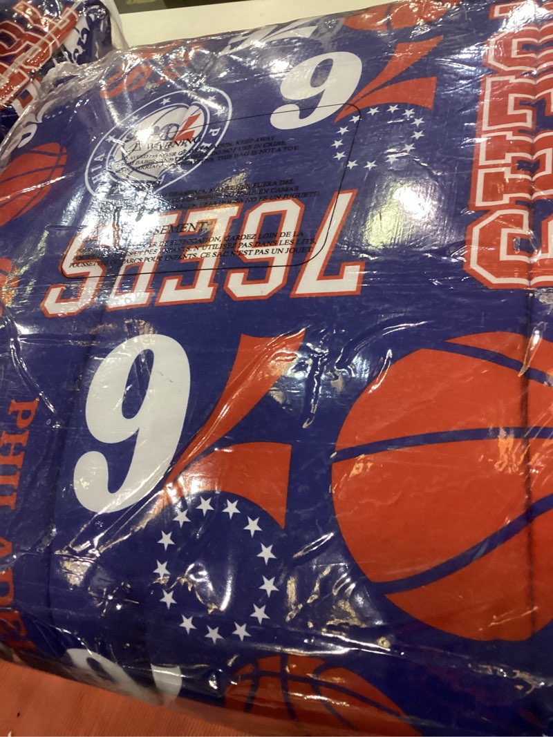 Condition photo showing Good Condition for FOCO Unisex-Adult NBA Team Logo Bed in a Bag Comforter, Sheets, Pillow Cases Bedding 5-Piece Set Philadelphia 76ers Full