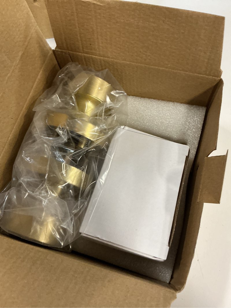 Condition photo showing New/Like New for Gold Door Knobs Interior, Heavy Duty Passage Brushed Gold Interior Door Knobs, Brushed Brass Indoor Doorknobs for Bedroom, Bathroom (1 Pack) 1 Piece Style 2 ( Passage ) Light gold