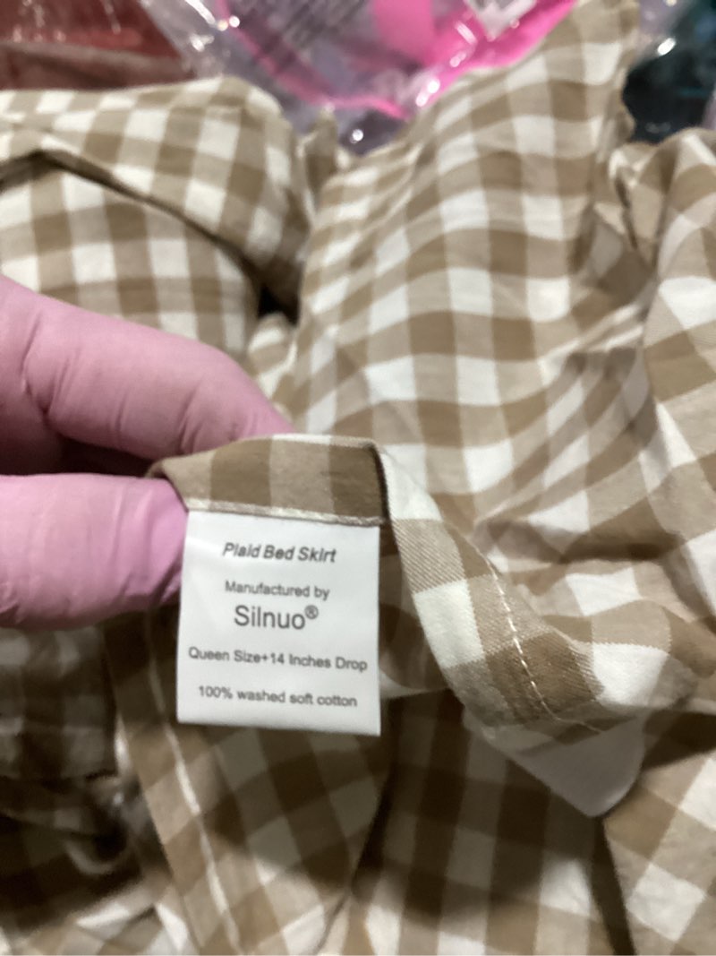 Condition photo showing Good Condition for silnuo taupe/white plaid bed skirt washed cotton vintage gingham checkered dust ruffle queen size 14" bedding queen - 14" drop taupe plaid