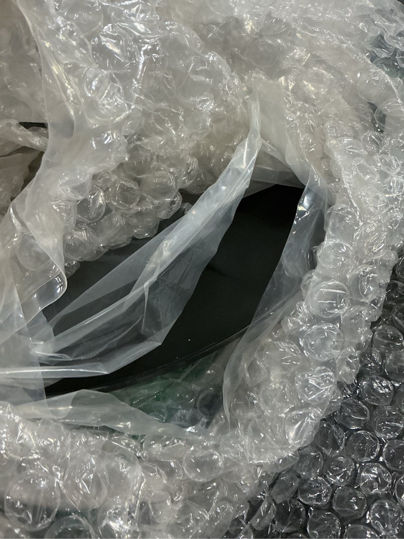 Condition photo showing Good Condition for heel hub cap cover for 2018 freightliner cascadia (wheel hub cap cover with mount bracket)