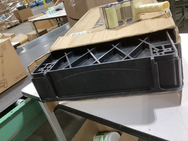 Condition photo showing Good Condition for VEVOR Utility Service Cart, 2 Shelf 550LBS Heavy Duty Plastic Rolling Utility Cart, Medium Lipped Shelf, 360° Swivel Wheels, Ergonomic Storage Handle for Warehouse Garage, Black 2 Tier-550LBS