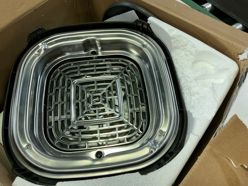 Condition photo showing Good Condition for ninja crispi 4-in-1 glass air fryer | 450°f | non-toxic | 4qt & 6-cup glass containers w/lids | microwave, freezer, dishwasher safe | max crisp, air fry, bake, recrisp | stone | fn101st stone 4 qt