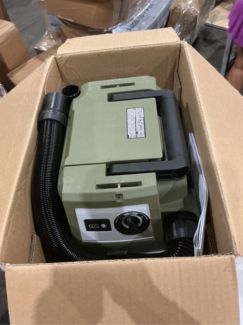 Condition photo showing Good Condition for makita adcv11z outdoor adventure™ 18v lxt® brushless wet/dry vacuum, tool only bare tool camo green