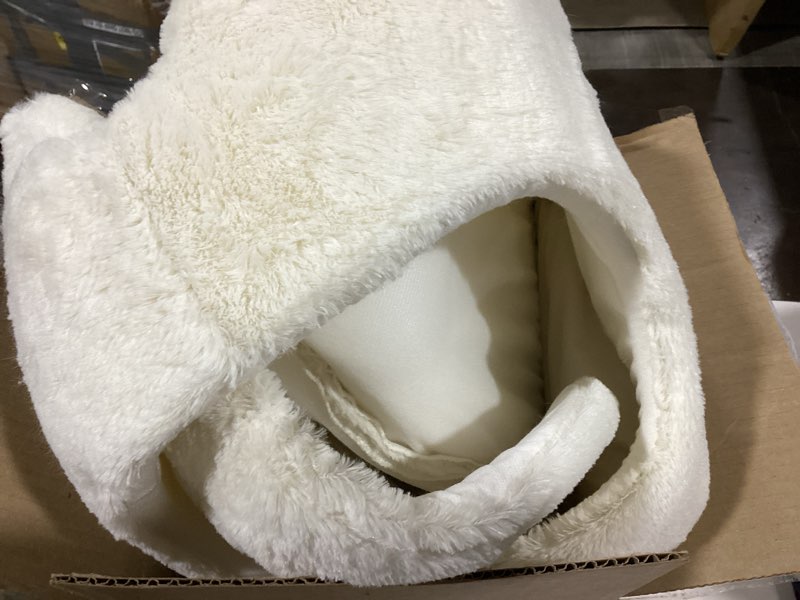 Condition photo showing Good Condition for Best Friends by Sheri Meow Hut in Fur Cover Dome Cat and Dog Bed, Ivory, Small