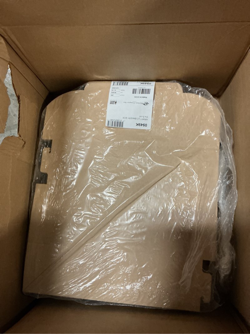 Condition photo showing Good Condition for southern champion tray 0949k kraft paperboard non window lock corner bakery box, 9" length x 5" width x 4" height (case of 250) kraft non-window 9" x 5" x 4"