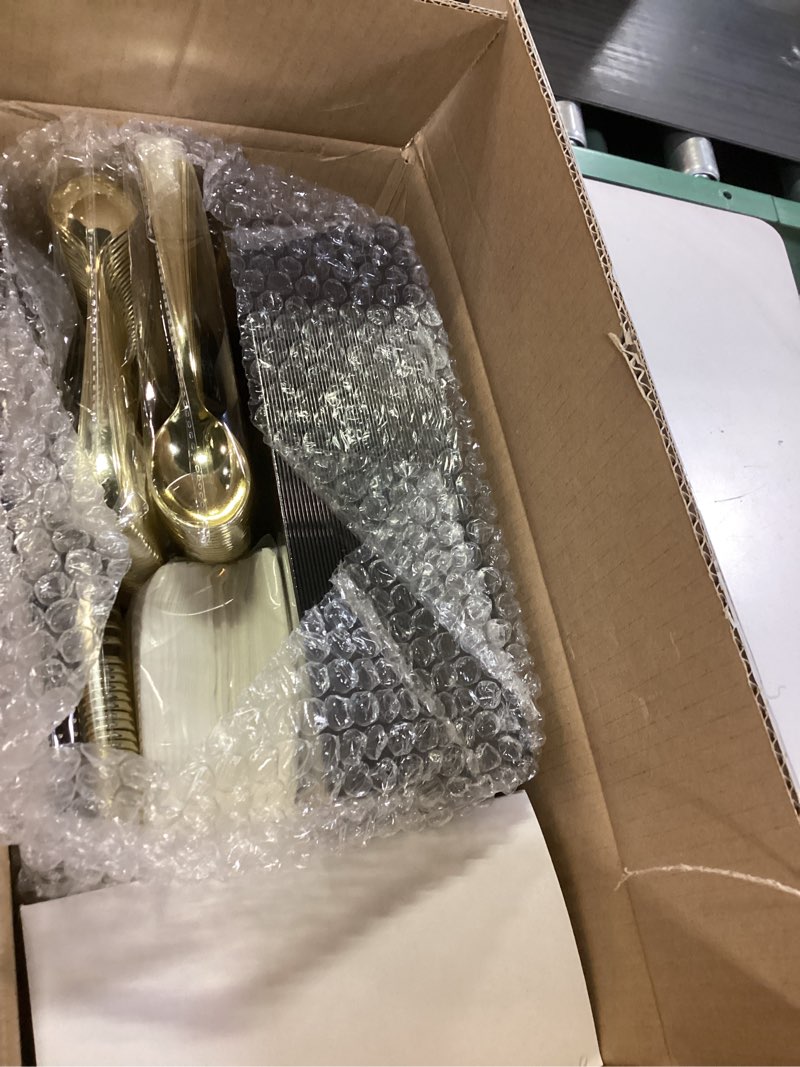 Condition photo showing New/Like New for Festiva 350Pcs Black and Gold Plastic Plates-50Guests Disposable Square Black Dinnerware Set include 100 Plastic Plates,50Cups,150Plastic Cutlery,50Napkins for Party &Wedding&New Year 50 Guests Square Black Gold