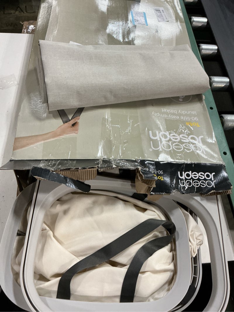 https://lotting-media.assets.bidfta.com/lotting_2f2c7122-f791-42bc-b150-cb2d7340ff58