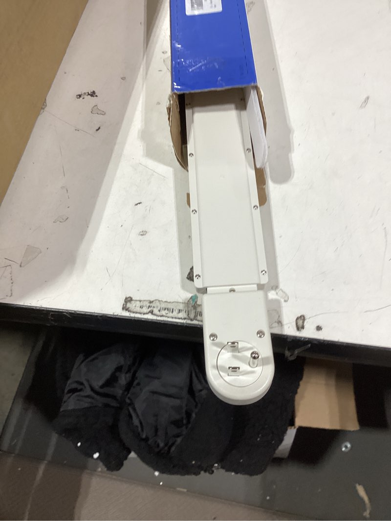 Condition photo showing Good Condition for electrical outlet extender stick - features usb-a, usb-c and 2 ac outlets, extends 22"-34", rotates 180° access hard-to-reach outlets, wall plug power socket expander nightstands, sofa, desks and more white