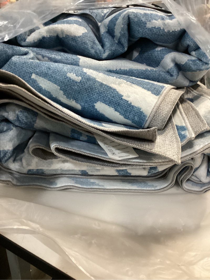 Condition photo showing Good Condition for WITSHOCK 10x12 Washable Rug for Living Room,Modern Floral Distress Print Pattern Area Rugs,Stain Resistant with Non Slip Backing Carpet for Dining Room,Bedroom & Home Decor,Blue/Light Blue 10' x 12' (Rectangular) Blue
