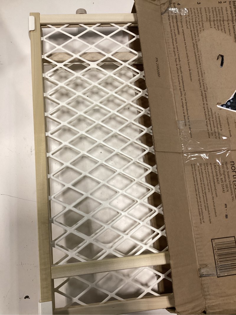 Condition photo showing New/Like New for toddleroo by north states - diamond mesh wooden baby gate: pressure mounted baby gate for doorways - adjustable 26.5 to 42 inches wide - 23 inches tall