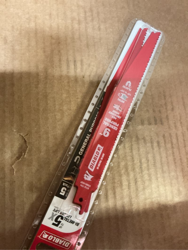 Condition photo showing New/Like New for ds0914bgp5 demo demon 9 in. reciprocating saw blade (5-pack)