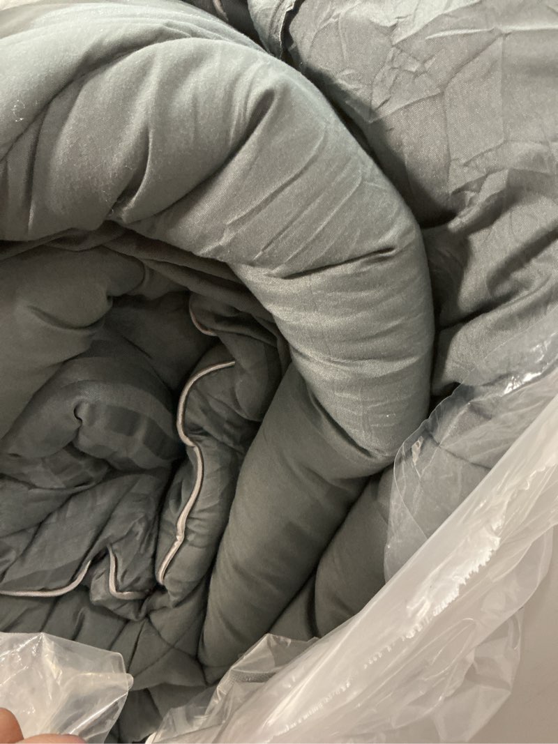 Condition photo showing As Is for BEDLORE King Mattress Topper, Thick Pillow Top Pad for Back Pain Relief, Cooling Soft Mattress Cover with Deep Pockets 6-18 inch Gray King