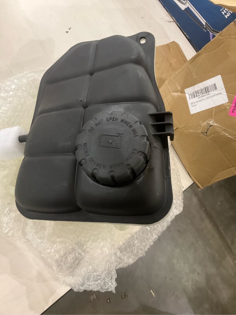 Condition photo showing Good Condition for Expansion tank