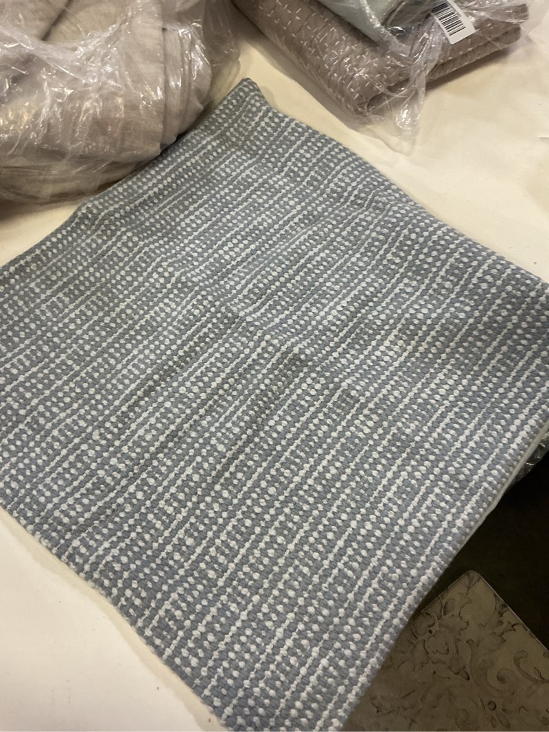 Condition photo showing Good Condition for wool linen textured pillow cover gray 20x20 inches