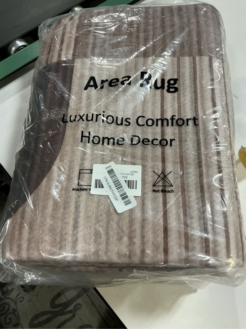 Condition photo showing New/Like New for Large Machine Washable 5x7 Area Rug, Soft Modern Geometric Abstract Brown Rugs for Bedroom Living Room, Non-Shedding Faux Wool Indoor Throw Floor Carpet for Office Entryway Dining Room Decor 5x7 Feet Brown