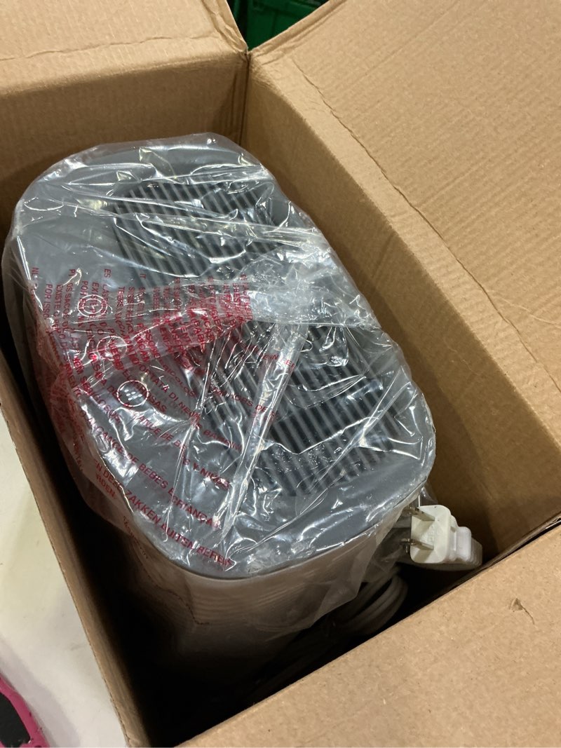 Condition photo showing Good Condition for crane 4 pint compact portable dehumidifier with 2 settings for small to medium rooms up to 300 sq. ft.