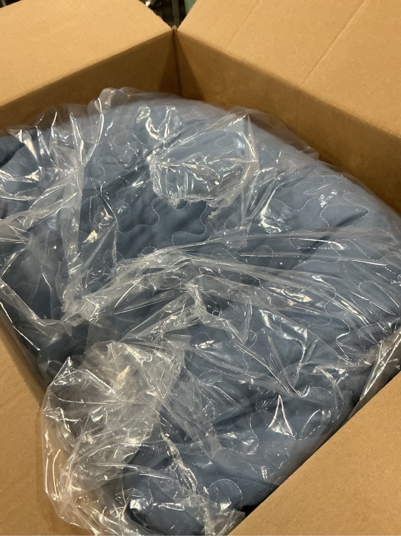 Condition photo showing As Is for WONGS BEDDING Blue Quilt Set Queen Size, 3 Pieces Botanical Bedspreads Set Lightweight Microfiber Blue Toile Plants Pattern Coverlet Home Decor for All Seasons(96"×90") Queen Blue