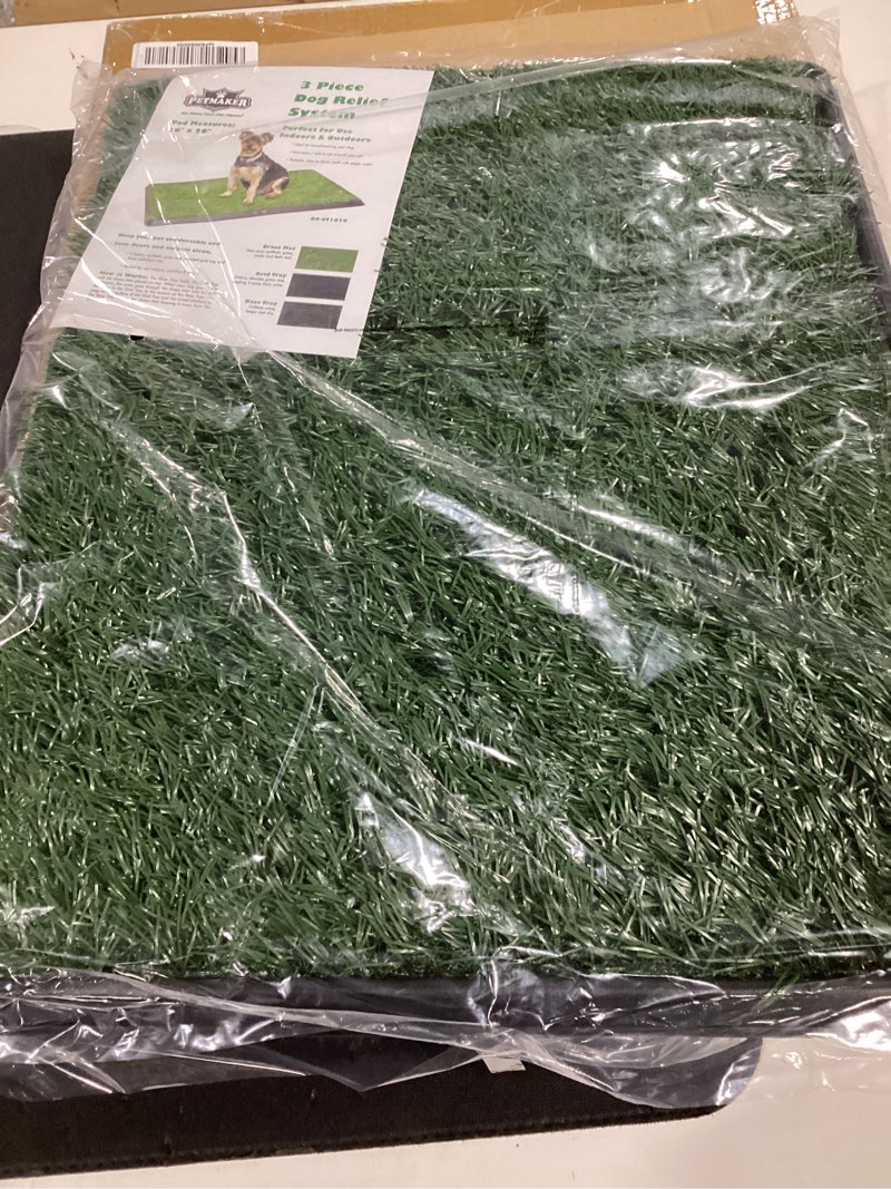 Condition photo showing New/Like New for artificial grass puppy pee pad for dogs and small pets - 16x20 inch, reusable 3-layer potty training pad with tray - dog house and pet supplies by petmaker small 3-layer system
