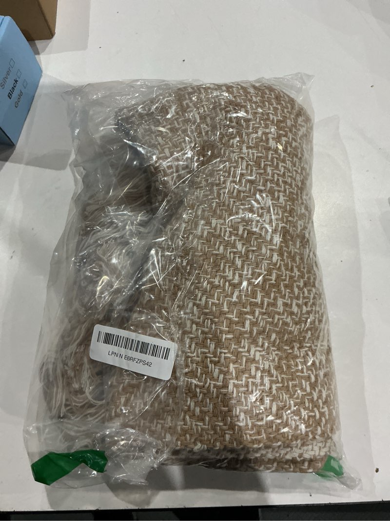 Condition photo showing New/Like New for collive hallway runner rug, 2' x 5' soft washable tan contemporary modern laundry room indoor hand-woven cotton carpet for bedroom entryway front door farmhouse kitchen tan/cream 2' x 5' (rectangular)