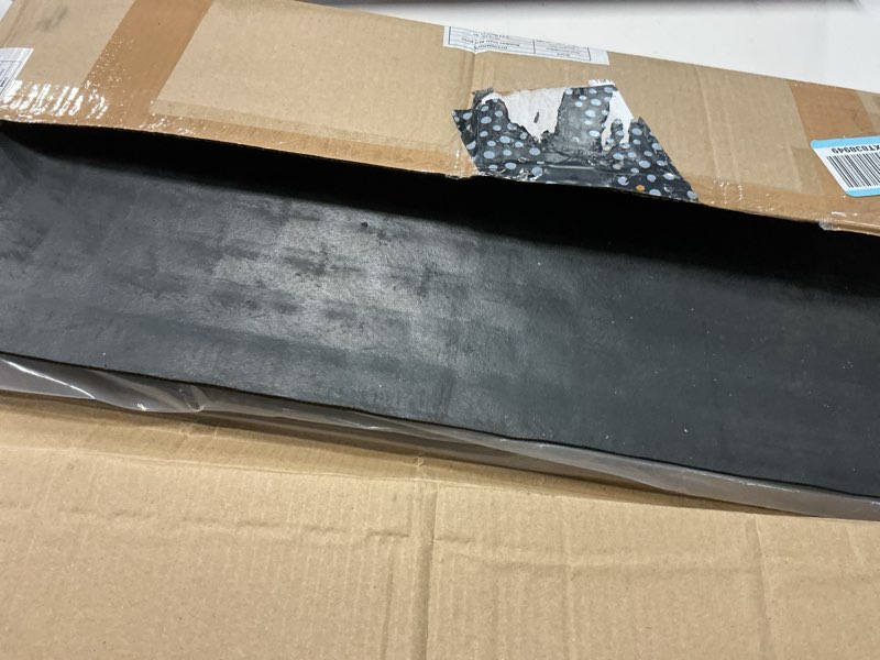 Condition photo showing Good Condition for rubber stair treads outdoor 10x25 - heavy-duty outdoor stair treads non-slip weather resistant - exterior rubber mats for wooden steps - anti slip step covers by thunder grip black 35” x 10” x 5p