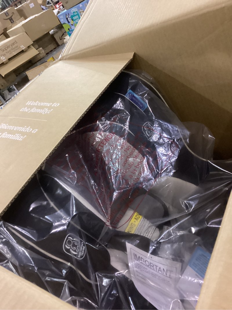 Condition photo showing item condition for Graco Extend2Fit Convertible Baby Car Seat, Rear and Forward Facing, Adjustable Extension Panel for Extra Legroom, Gotham 2-in-1 Gotham 2.0