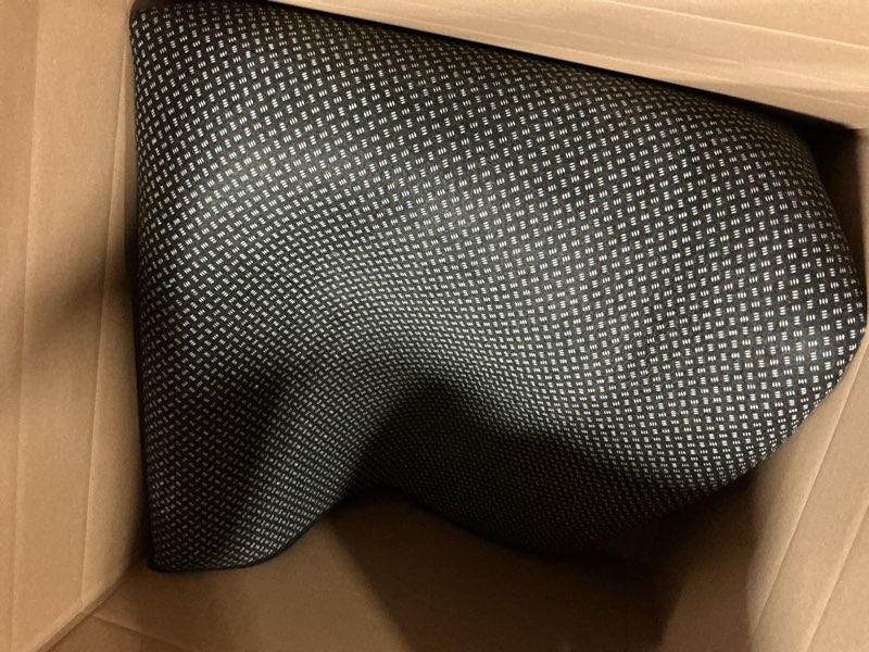 Condition photo showing As Is for Ophanie 7x9 Black Rugs for Living Room, LargeFluffy Shag Fuzzy Plush Soft Living Room Area Rugs, Floor Shaggy Carpets for Bedroom, Carpet for Kids Boys Girls Dorm Nursery Home Decor Aesthetic 7' x 9' (Living Room 80-160ft²) 3- Black