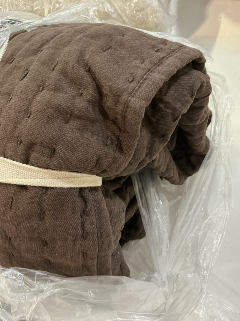 Condition photo showing Good Condition for european linen cotton stitch quilt set, full/queen, espresso