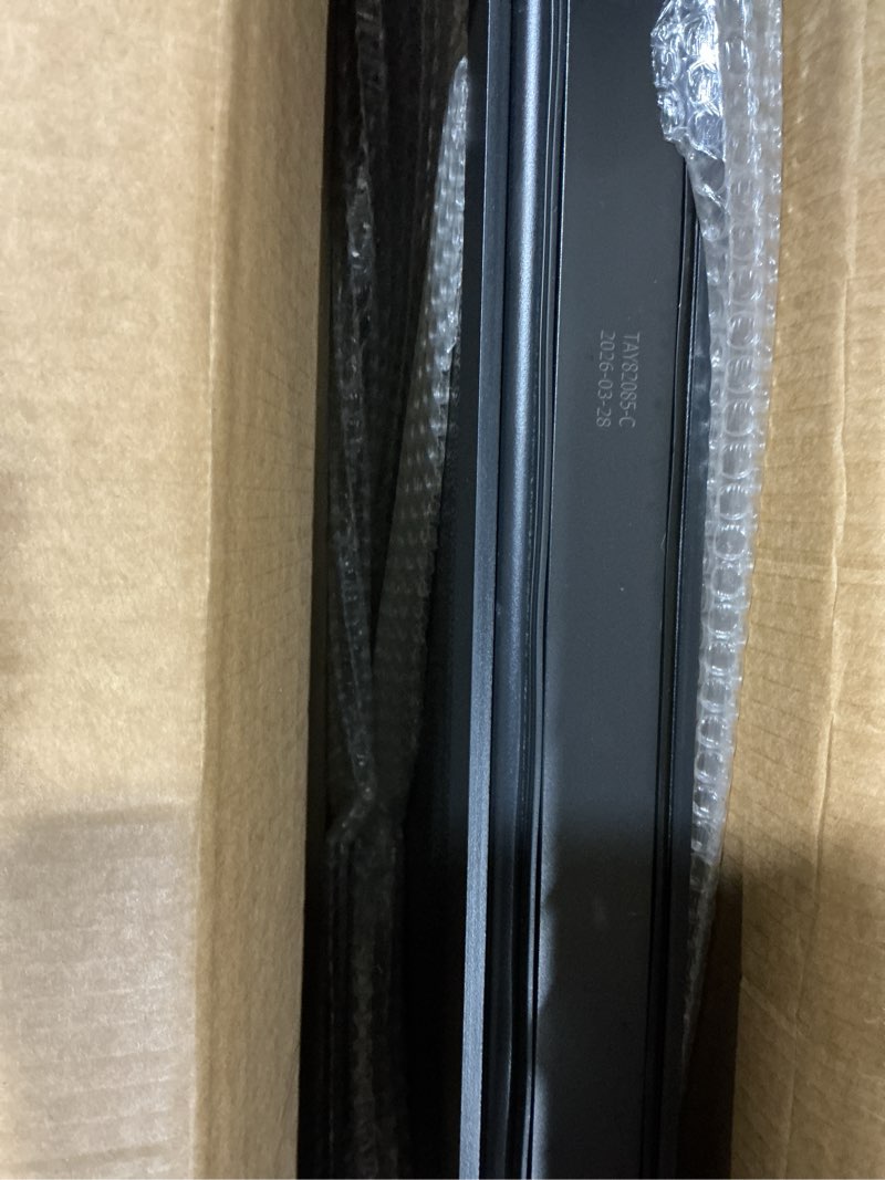 Condition photo showing Good Condition for hard folding truck bed tonneau cover compatible with chevy silverado & gmc sierra 2500 3500 hd 2020(new) 2021-2026 6.9 ft standard box(no carbonpro bed), tri fold on top style hard folding 6.9ft for 20-26 2500 3500