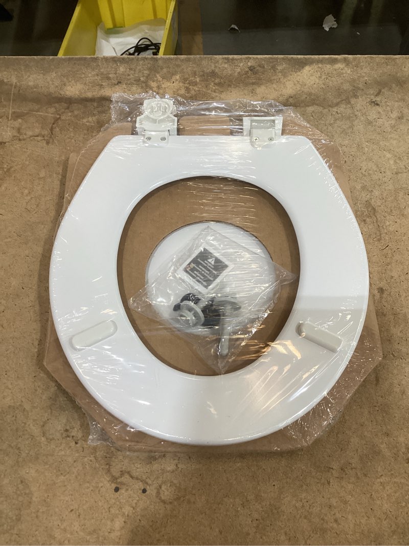 Condition photo showing New/Like New for bemis round enameled wood toilet seat in cotton white with easy•clean hinge