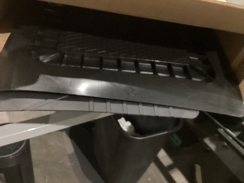 Condition photo showing Good Condition for Koolatron Pants Saver Custom Fit 4 Piece All Weather Car Mat for Select Buick Regal Models (Black)