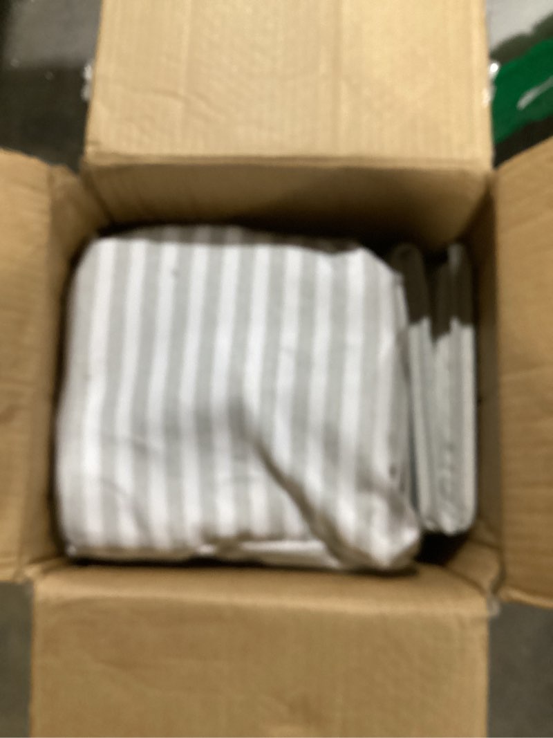 Condition photo showing Good Condition for Maxi-Cosi Swift Baby Playard with Mat, Baby Playpen, Play Yard with Bassinet, Portable Playpen for Babies and Toddlers, Classic Oat Classic Oat Playpen