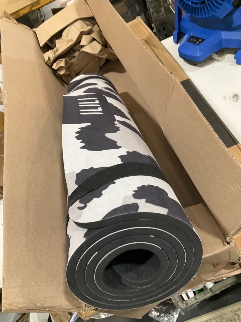 Condition photo showing As Is for victor fitness vygc2 yoga mat 6 mm gray camouflage eco friendly premium tpe non-slip texture