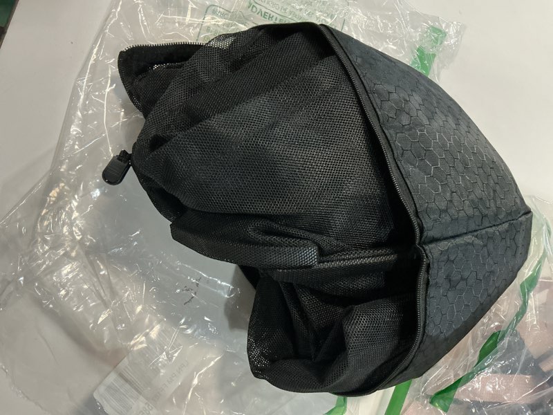 Condition photo showing Good Condition for Magnetic Car Tailgate Mosquito Net, Medium Size, Rear Window Screen Protection (M)