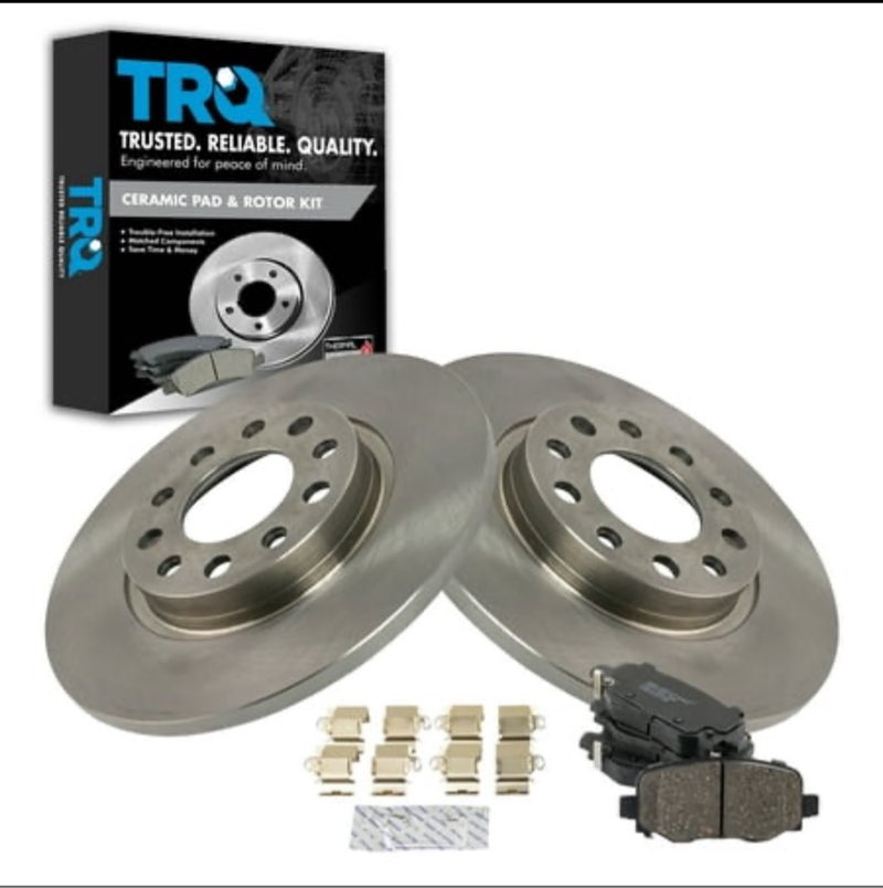TRQ Rear Brake Pad & Rotor Kit Brake Pads Brake Rotor Ceramic Fits Select 2015-2017 Chrysler 200 2014-2021 Jeep Cherokee