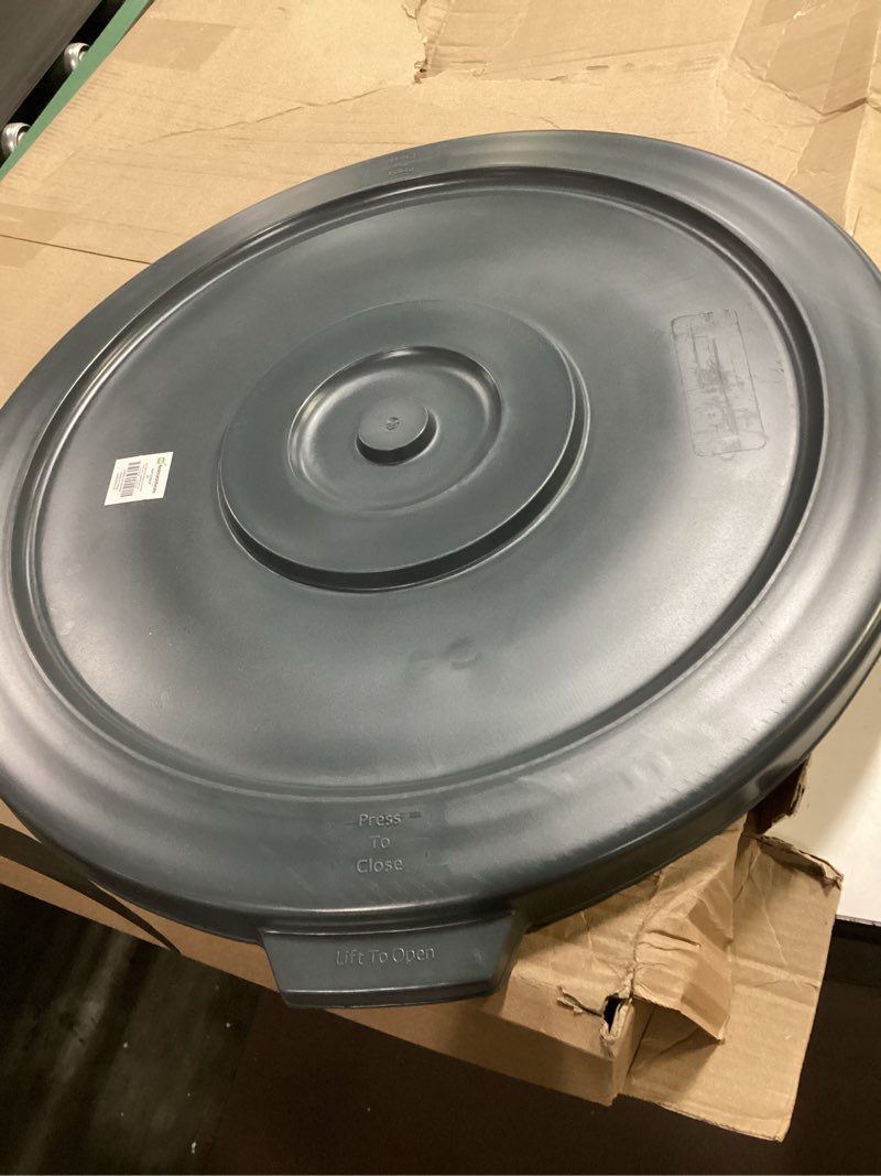 Condition photo showing Good Condition for Restaurantware-LID ONLY: RW Clean Waste Container Lid, 1 Round Trash Can Cover - Waste Bin Sold Separately, For 44 Gallon Dustbin, Built-In Handle, Gray Plastic Garbage Can Cover, Heavy-Duty