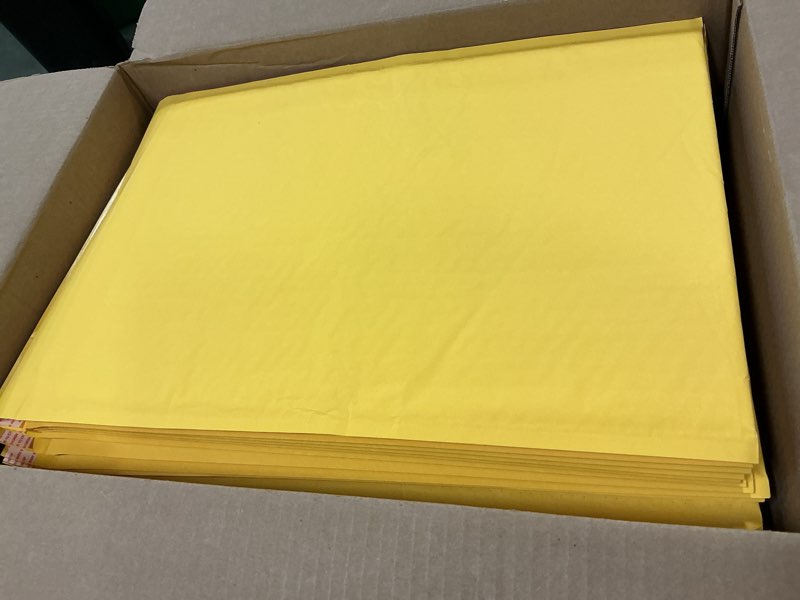 Condition photo showing Good Condition for Natural Kraft Bubble Mailer Envelopes, Small Bubble Mailers 12.5x18 Inch, 50 Pack Padded Envelopes, Self-Seal Shipping Envelope,Tear-Resistant Mailing Envelope Padded