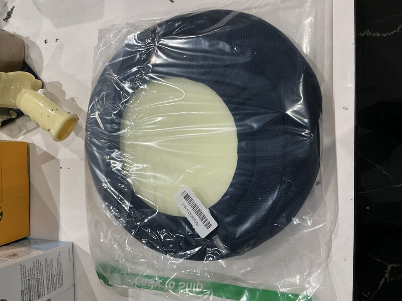 Condition photo showing Good Condition for shinnwa bar stool cushions, memory foam round bar stool covers cushion with non-slip backing and elastic band, 12", navy 12" (1 count) navy