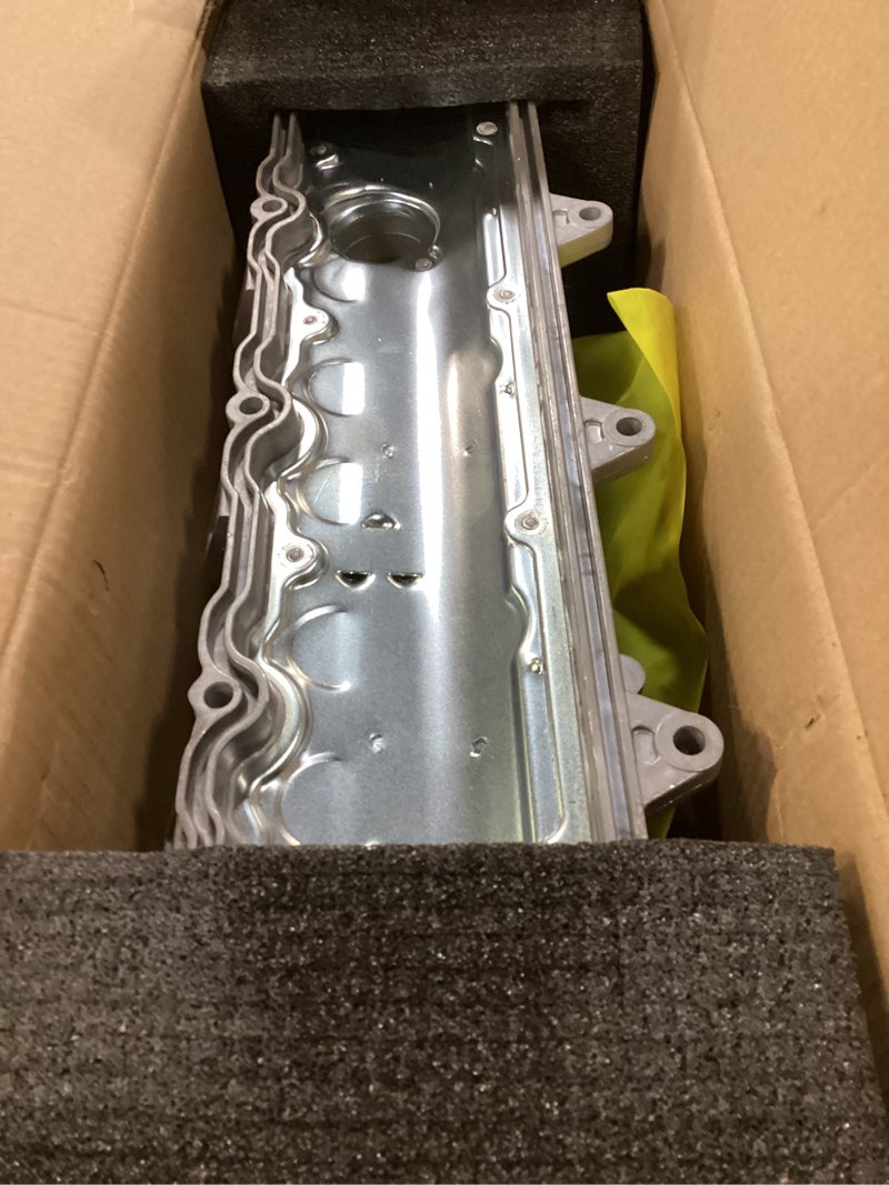 Condition photo showing New/Like New for 12623927 12623926 Right&Left Aluminum Engine Valve Cover Set Compatible with Chevy Silverado 1500 2014-2019, Suburban 2015-2020, fits for Gmc sierra 1500 2014-2019 5.3L 6.2L,12727455 Left & Right Side