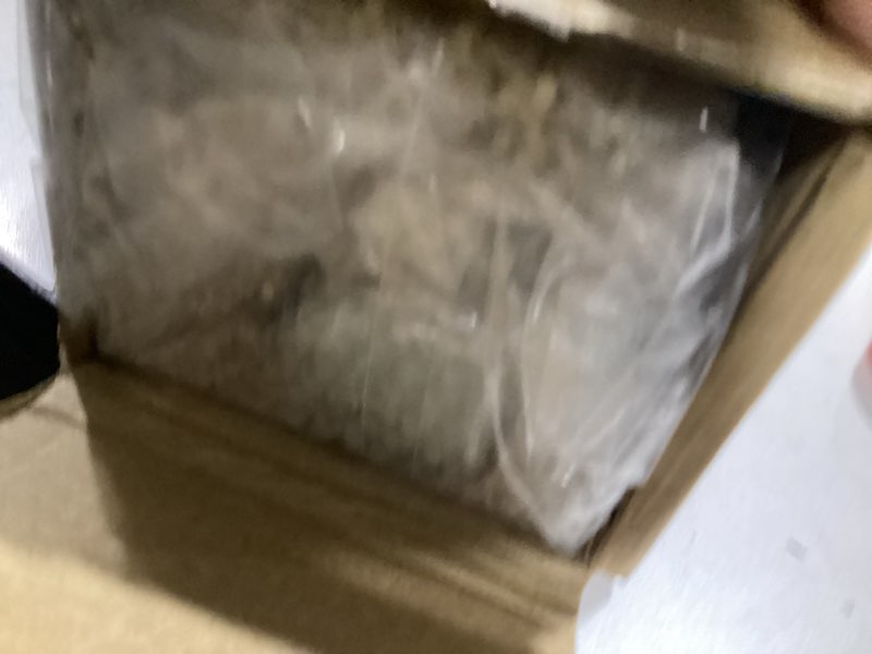 https://lotting-media.assets.bidfta.com/lotting_2fcf55b6-0ab1-4632-93a6-92b6965dc0ce