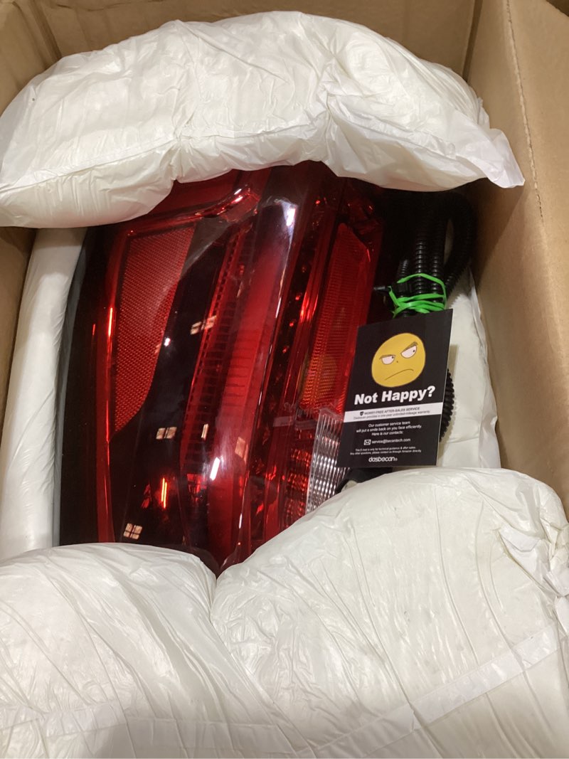 Condition photo showing Good Condition for dasbecan left driver side tail light assembly rear lamp led type compatible with 2019-2023 2024 gmc sierra 1500/2500 hd/3500 hd replace 86820473 led type left driver side