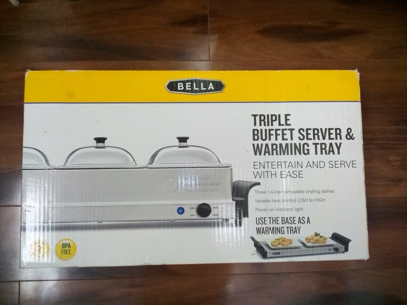 New Bella Triple Buffet Server and Warming Tray 3- 1.4 Liter Chafing dishes