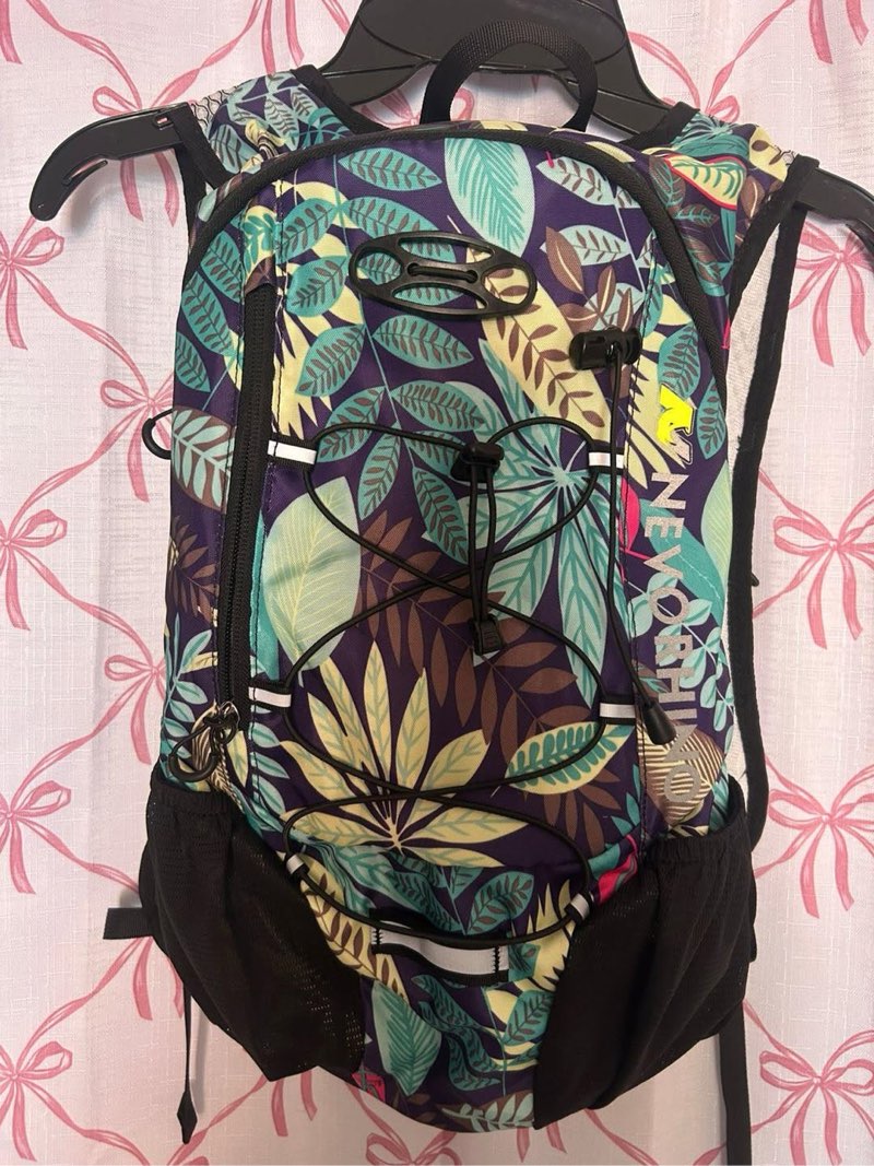 lightweight hydration backpack, running backpack with 2l water bag, hydro hydration backpack for cycling, hiking, suitable for men and women