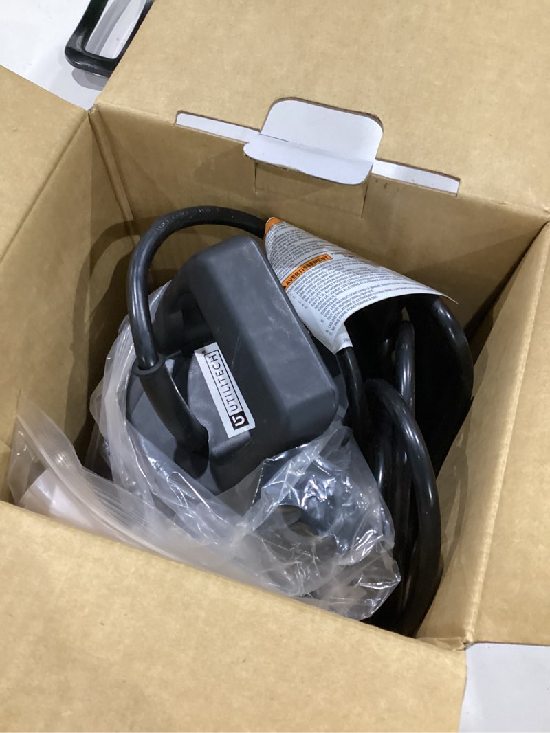 Condition photo showing As Is for utilitech 1/6-hp 115-volt 25-gpm thermoplastic submersible utility pump
