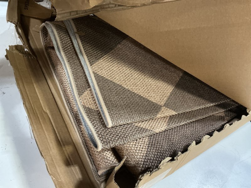 Condition photo showing Good Condition for lahome checkered easy jute indoor outdoor rug, 5x7 area rugs for living room nature large dining room carpet, washable non slip indoor outdoor carpet for home office bedroom backyard patio 5' x 7' (rectangular) nature/checkerboard -2